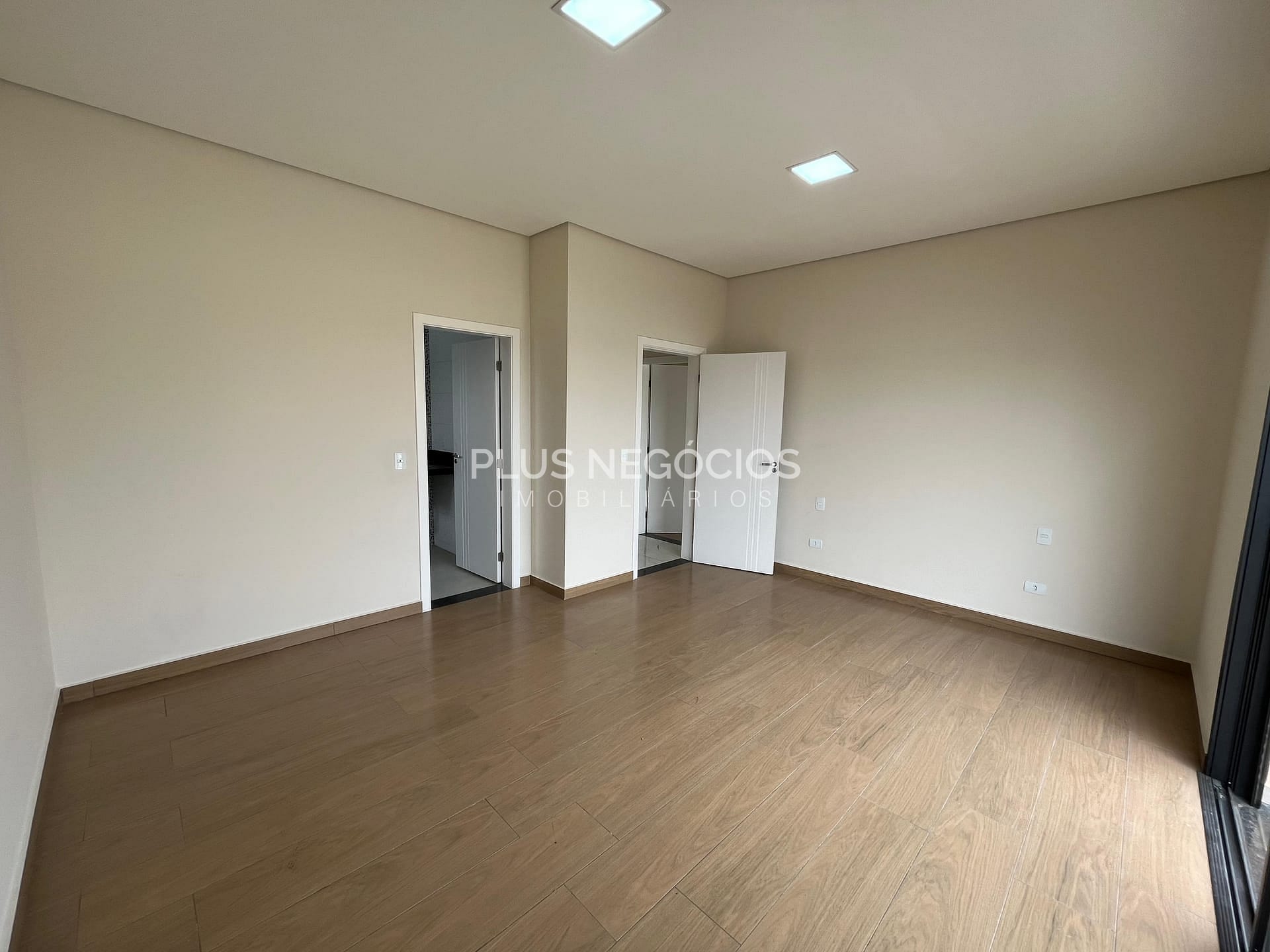 Casa, 4 quartos, 360 m² - Foto 36