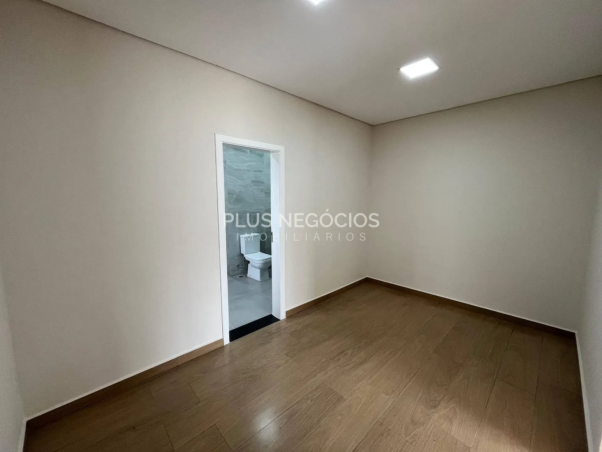Casa, 4 quartos, 360 m² - Foto 38