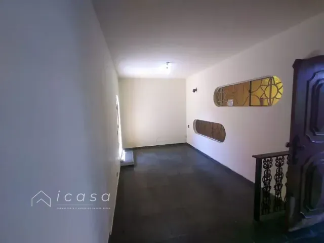 Casa com 250m² 3 quartos e 2 banheiros, à venda, no bairro Jardim Independência em Taubaté