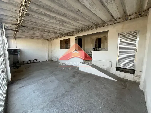 Casa 5 quartos e 3 banheiros, à venda, no bairro Jardim Valparaíba em São José dos Campos