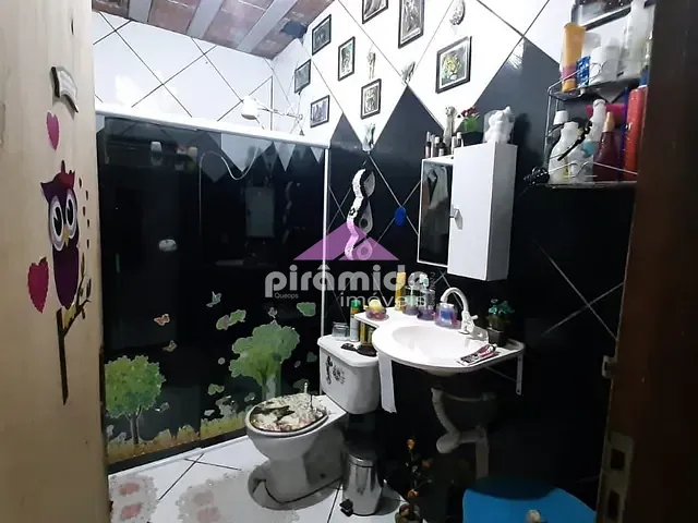Casa com 266m² 3 quartos e 1 banheiro, à venda, no bairro Jardim Santa Luzia em São José dos Campos
