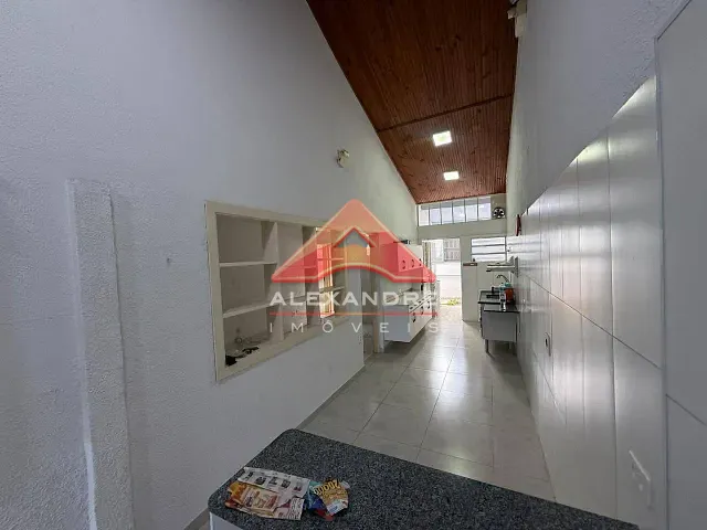 Casa 4 quartos e 4 banheiros, à venda, no bairro Jardim Ismênia em São José dos Campos