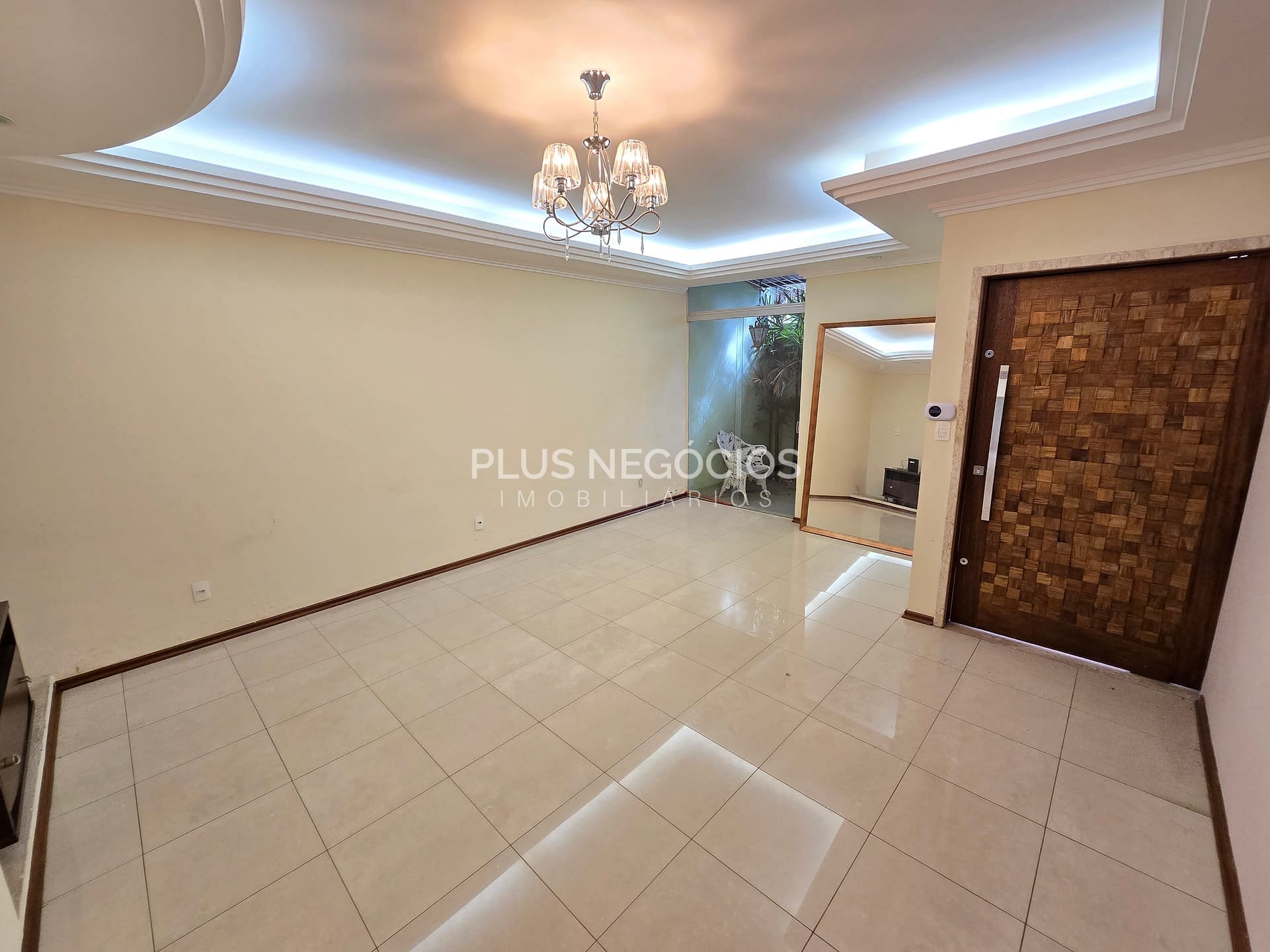 Casa, 3 quartos, 205 m² - Foto 1