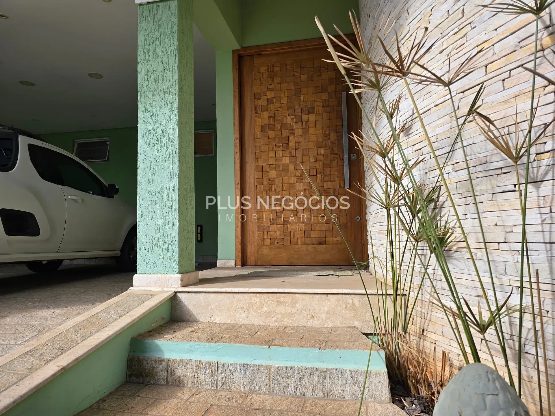 Casa, 3 quartos, 205 m² - Foto 2