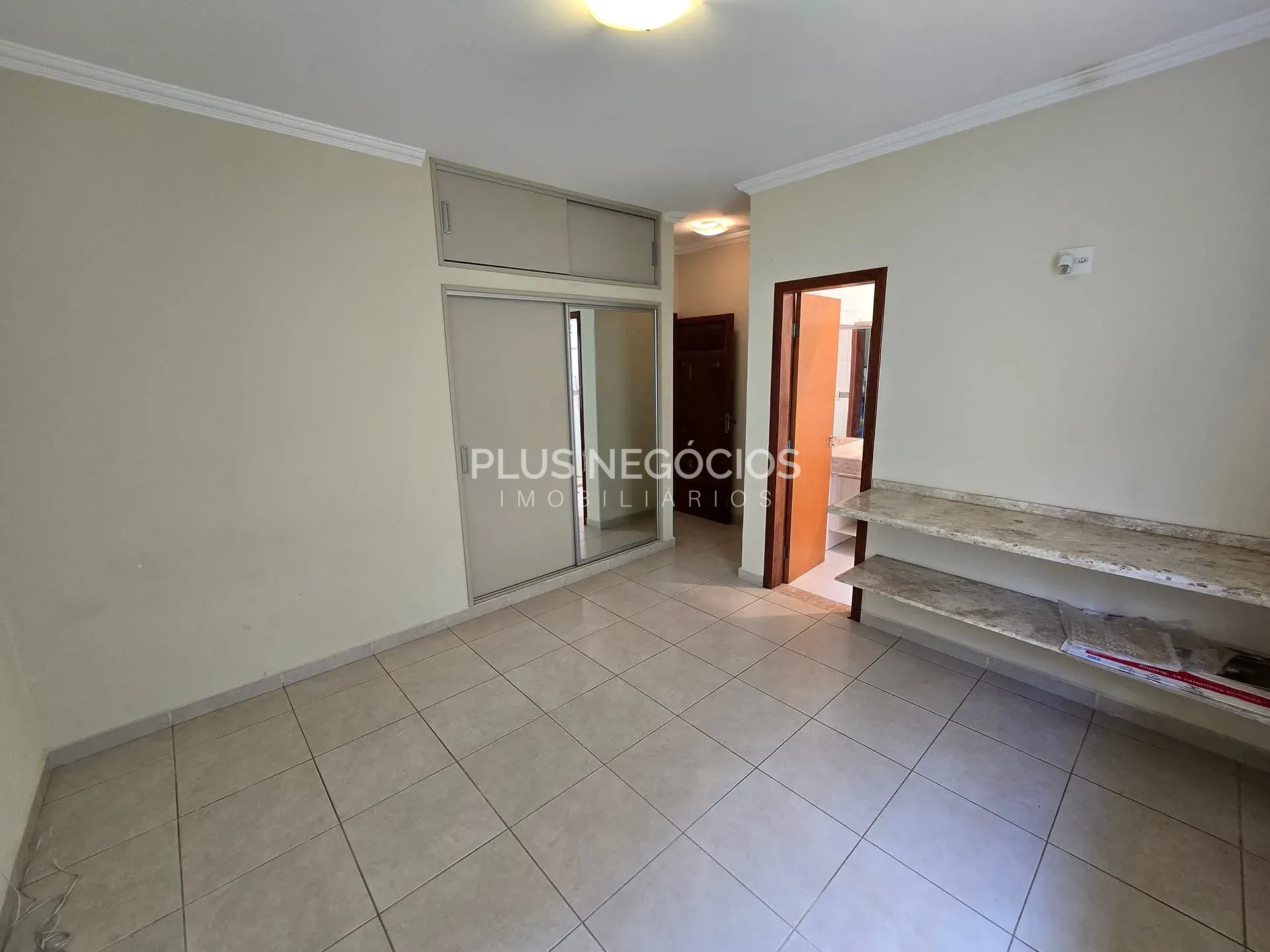 Casa, 3 quartos, 205 m² - Foto 35