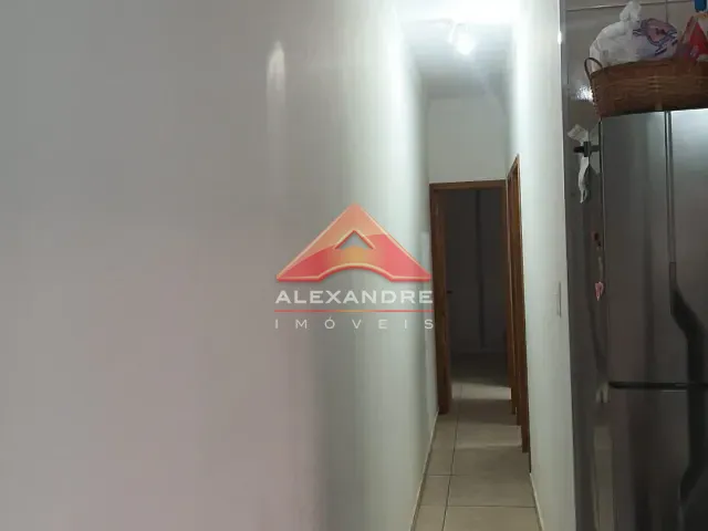 Casa 2 quartos e 1 banheiro, à venda, no bairro Jardim Satélite em São José dos Campos