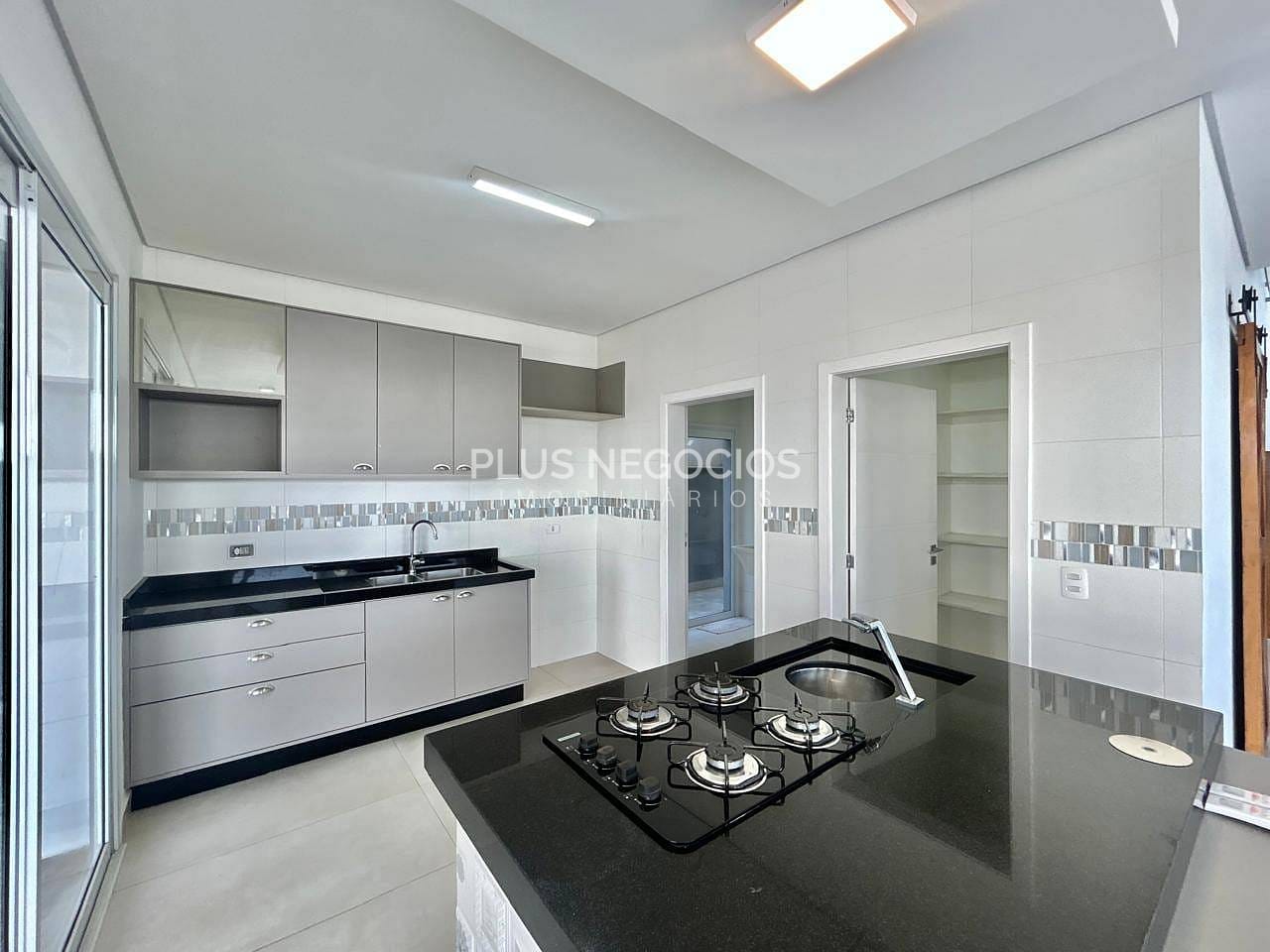 Casa, 3 quartos, 280 m² - Foto 7