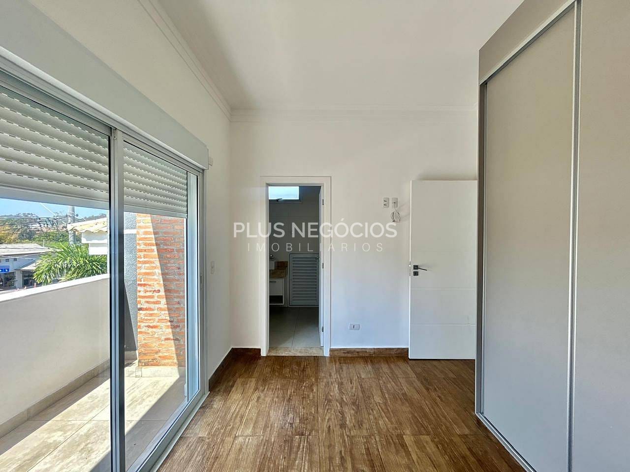 Casa, 3 quartos, 280 m² - Foto 17