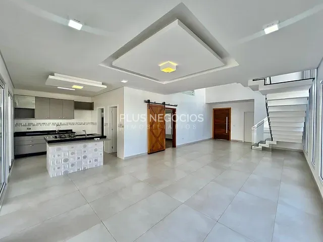 Casa com 325m² 3 quartos e 5 banheiros, à venda ou para alugar, no bairro Além Ponte em Sorocaba
