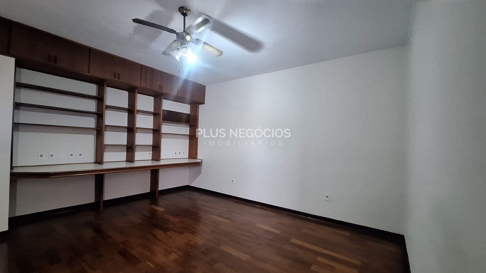 Casa, 3 quartos, 210 m² - Foto 24