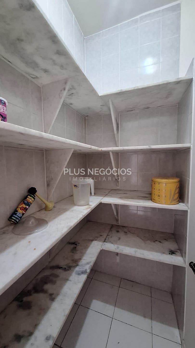 Casa, 3 quartos, 210 m² - Foto 17