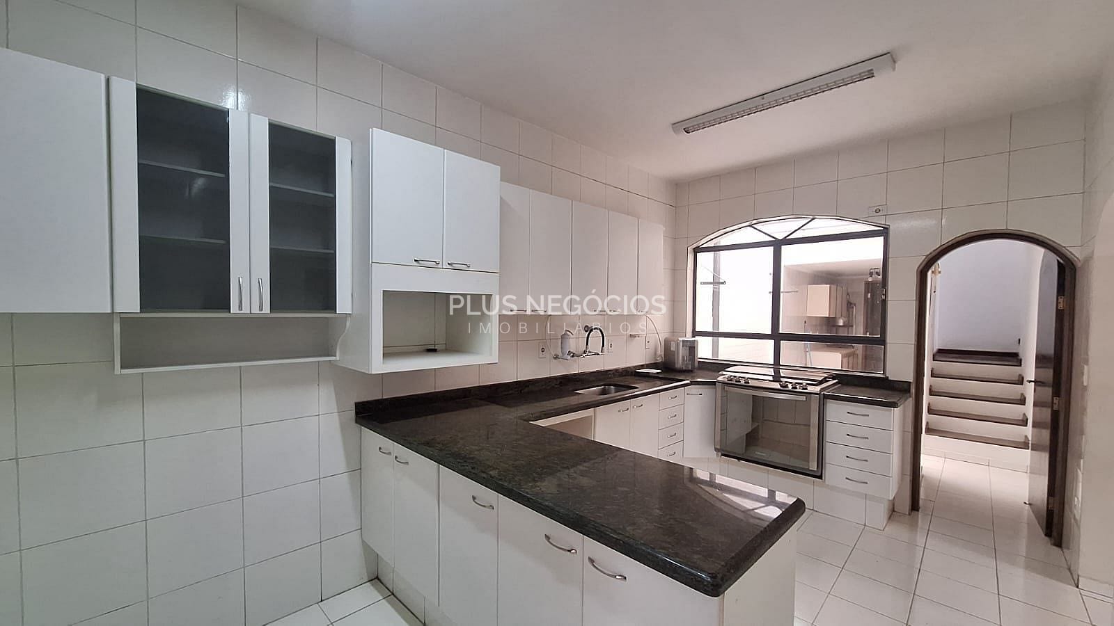 Casa, 3 quartos, 210 m² - Foto 13