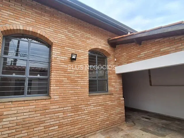 Casa com 215m² 3 quartos e 4 banheiros, à venda, no bairro Jardim São Carlos em Sorocaba