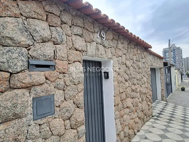 Casa com 215m² 3 quartos e 4 banheiros, à venda, no bairro Jardim São Carlos em Sorocaba