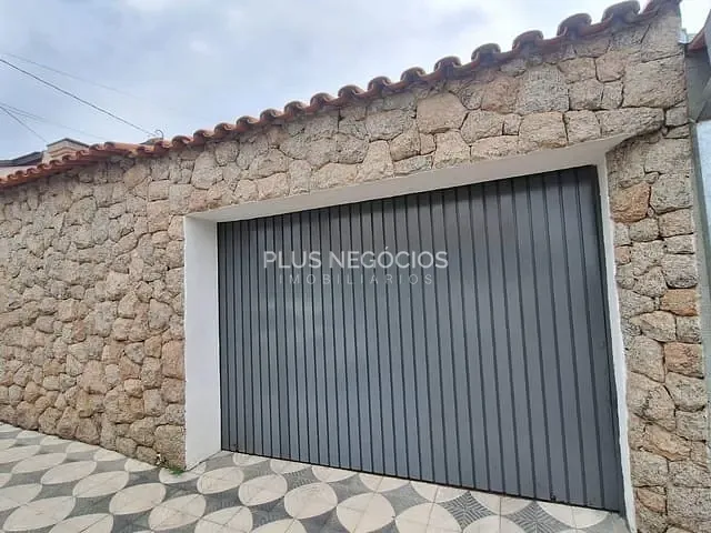 Casa com 215m² 3 quartos e 4 banheiros, à venda, no bairro Jardim São Carlos em Sorocaba