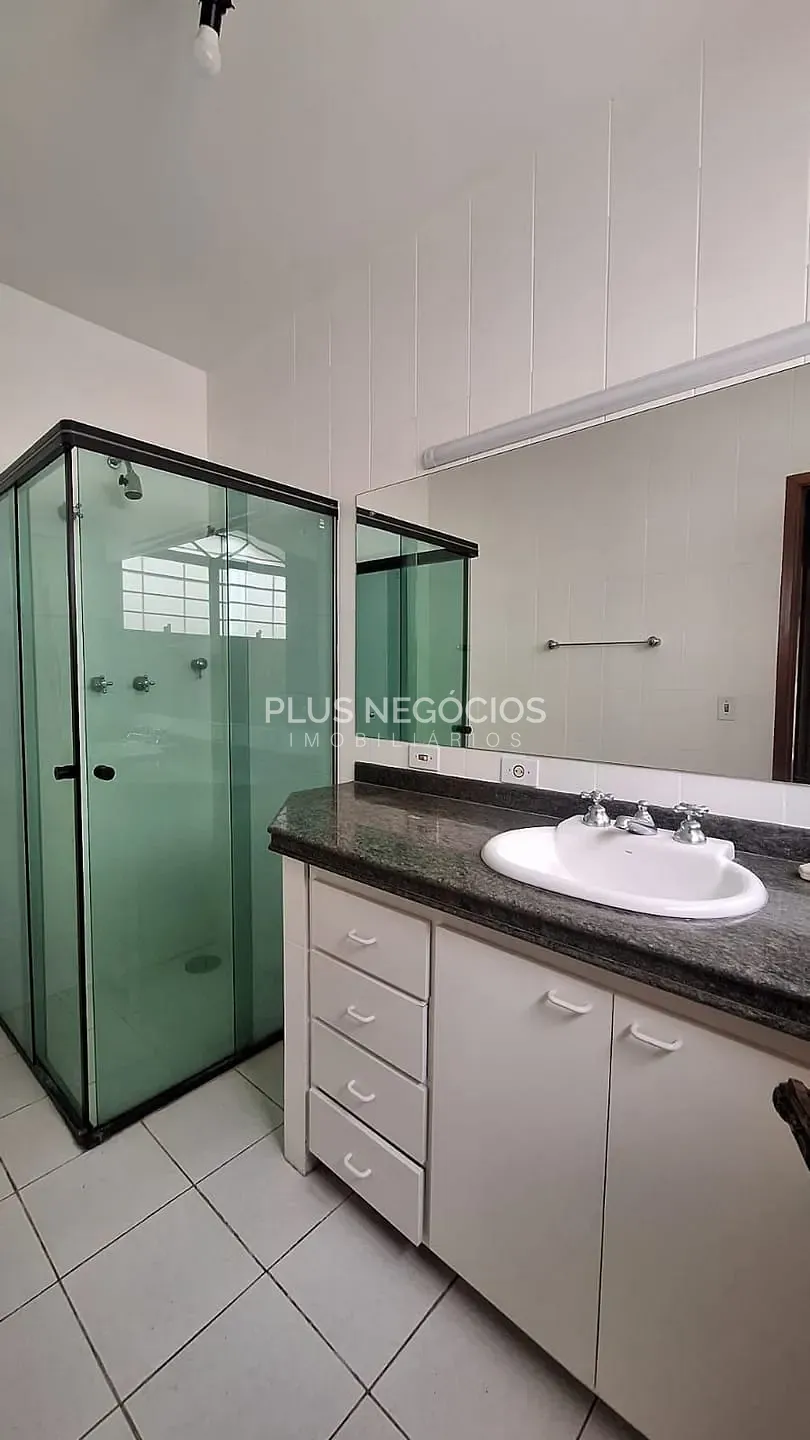 Casa, 3 quartos, 210 m² - Foto 21