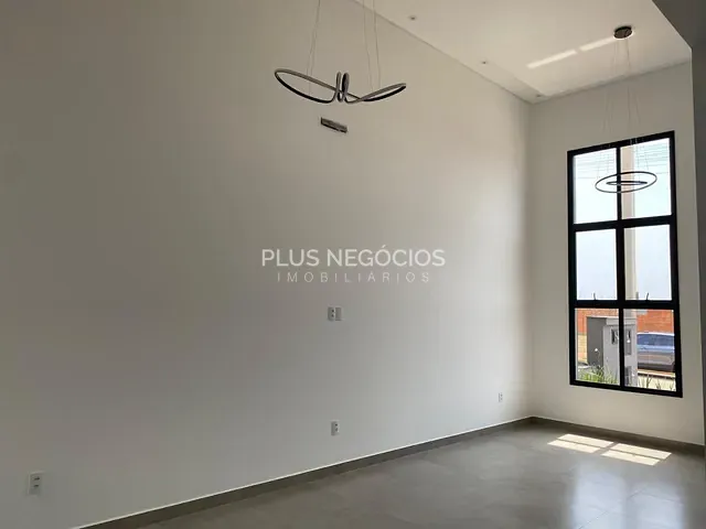 Casa com 200m² 3 quartos e 3 banheiros, à venda, no bairro Wanel Ville em Sorocaba