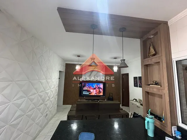 Casa 2 quartos e 2 banheiros, à venda, no bairro Jardim Mariana II em São José dos Campos