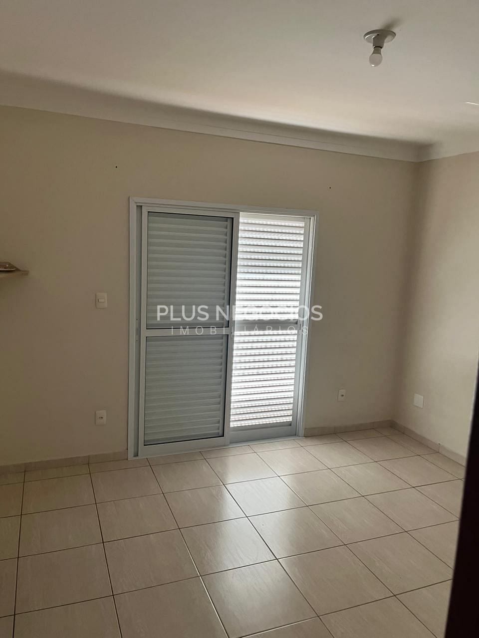 Casa, 4 quartos, 220 m² - Foto 4