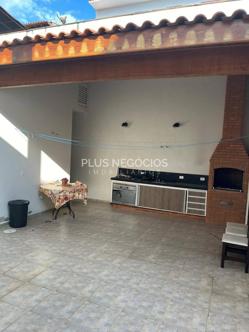 Casa, 4 quartos, 220 m² - Foto 9