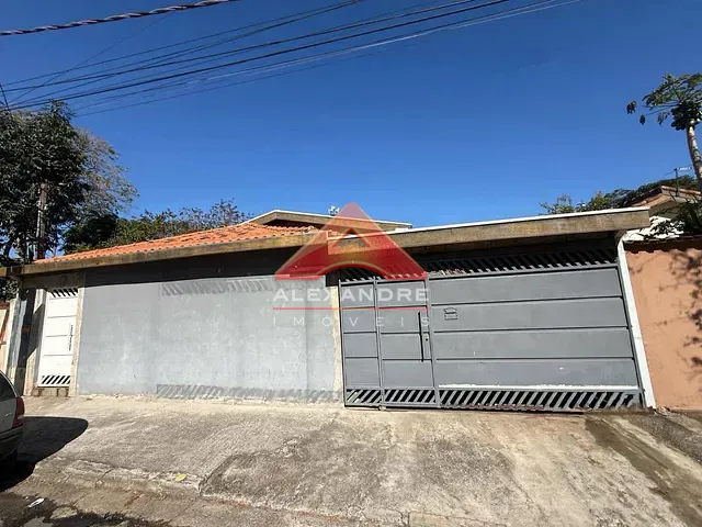 Casa 5 quartos e 3 banheiros, à venda, no bairro Vila São Pedro em São José dos Campos