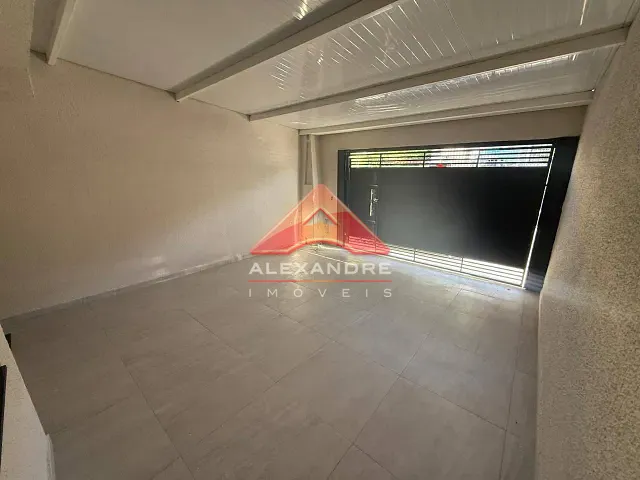 Casa 3 quartos e 3 banheiros, à venda, no bairro Jardim Ismênia em São José dos Campos