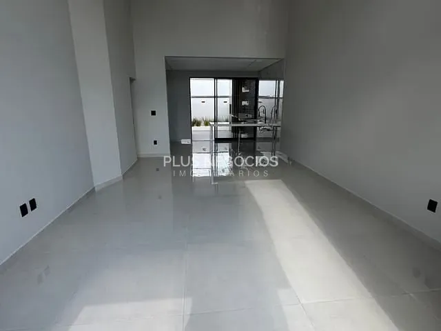 Casa com 212m² 3 quartos e 2 banheiros, à venda, no bairro Loteamento Dinorá Rosa em Sorocaba