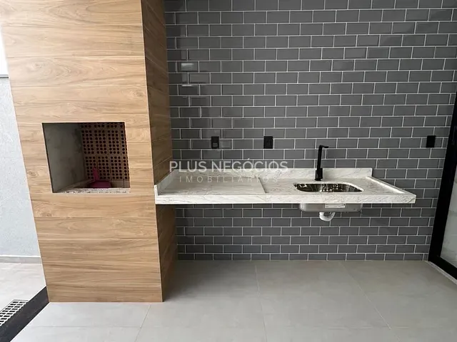 Casa com 212m² 3 quartos e 2 banheiros, à venda, no bairro Loteamento Dinorá Rosa em Sorocaba