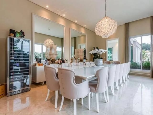 Casa 5 quartos e 7 banheiros, à venda, no bairro Alphaville em Santana de Parnaíba