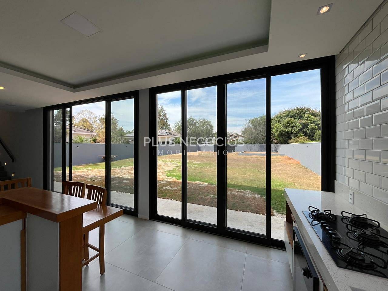 Casa, 2 quartos, 200 m² - Foto 8