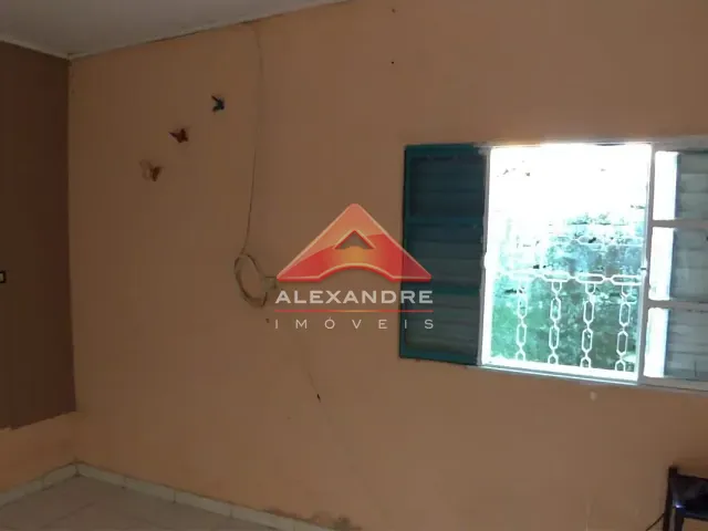 Casa 2 quartos e 1 banheiro, à venda, no bairro Vila Paiva em São José dos Campos