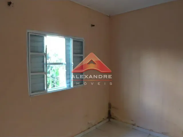 Casa 2 quartos e 1 banheiro, à venda, no bairro Vila Paiva em São José dos Campos
