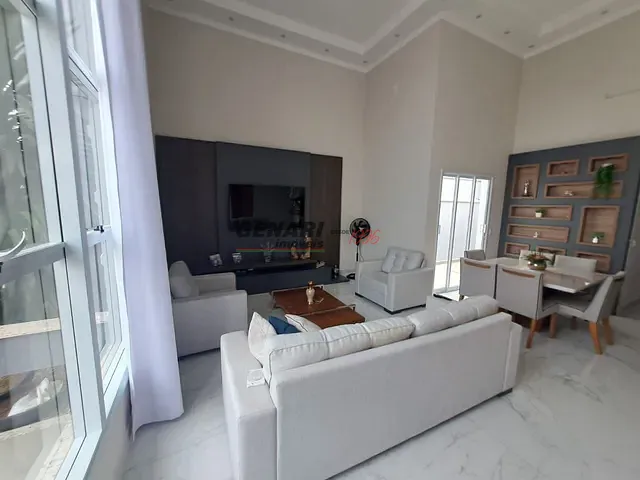 Casa com 300m² 3 quartos e 5 banheiros, à venda, no bairro Jardim Residencial Maria Dulce em Indaiatuba