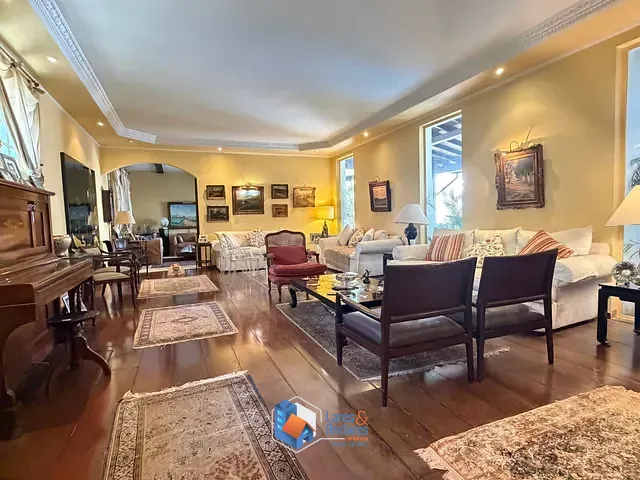 Casa com 2000m² 4 quartos e 5 banheiros, à venda, no bairro Jardim Morumbi em São Paulo