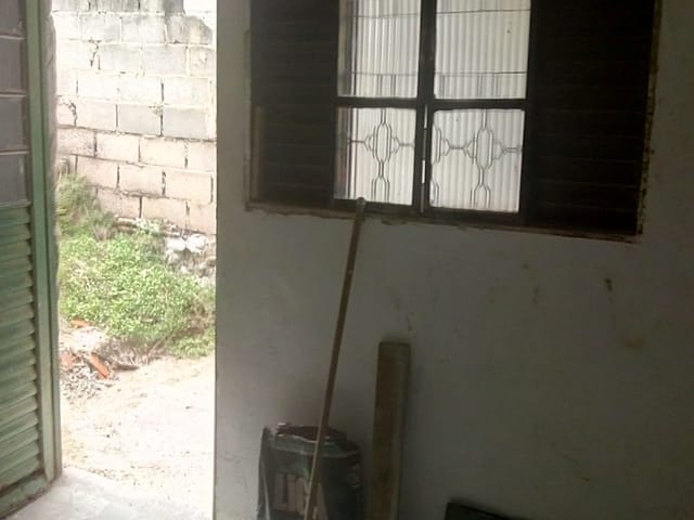 Casa com 125m² 1 quarto e 1 banheiro, à venda, no bairro Triângulo em Pindamonhangaba