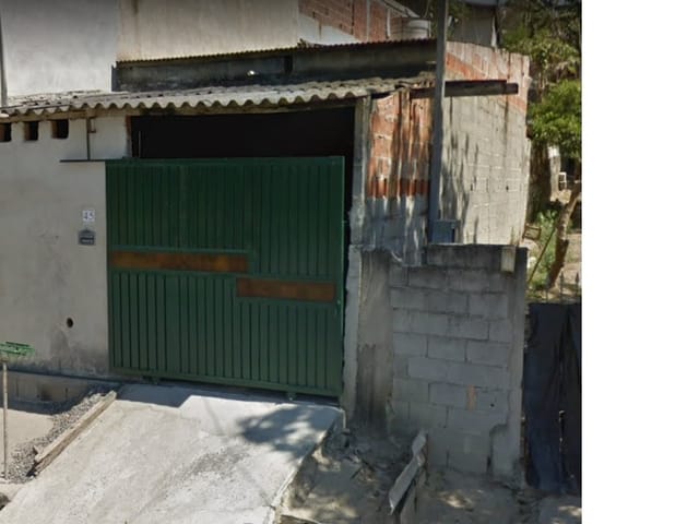 Casa com 125m² 1 quarto e 1 banheiro, à venda, no bairro Triângulo em Pindamonhangaba