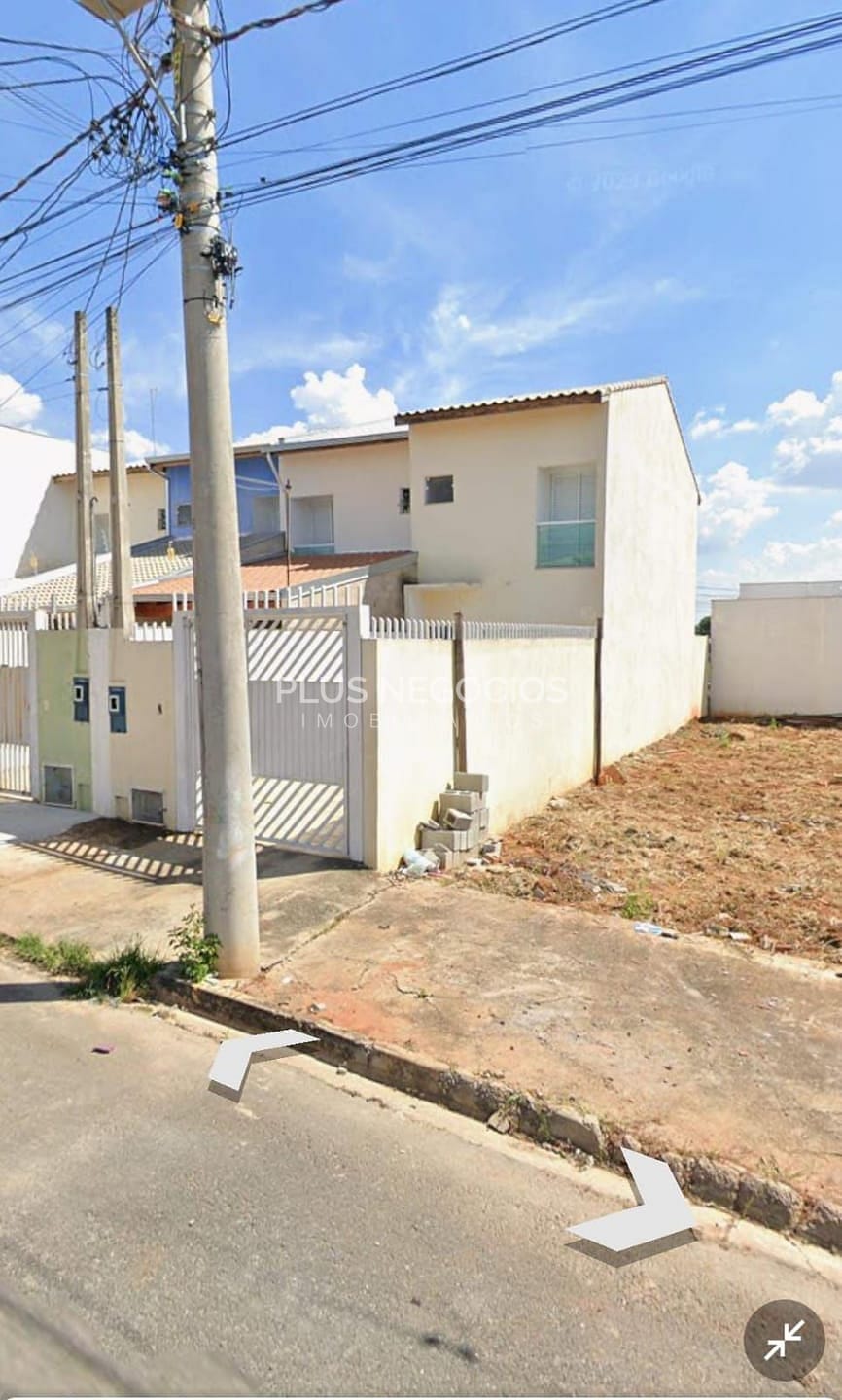 Casa, 2 quartos, 82 m² - Foto 1