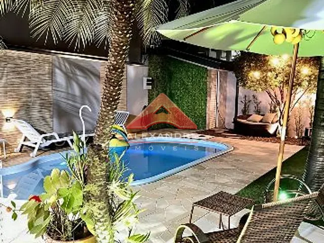 Casa com 280m² 3 quartos e 2 banheiros, à venda, no bairro Loteamento Villa Branca em Jacareí