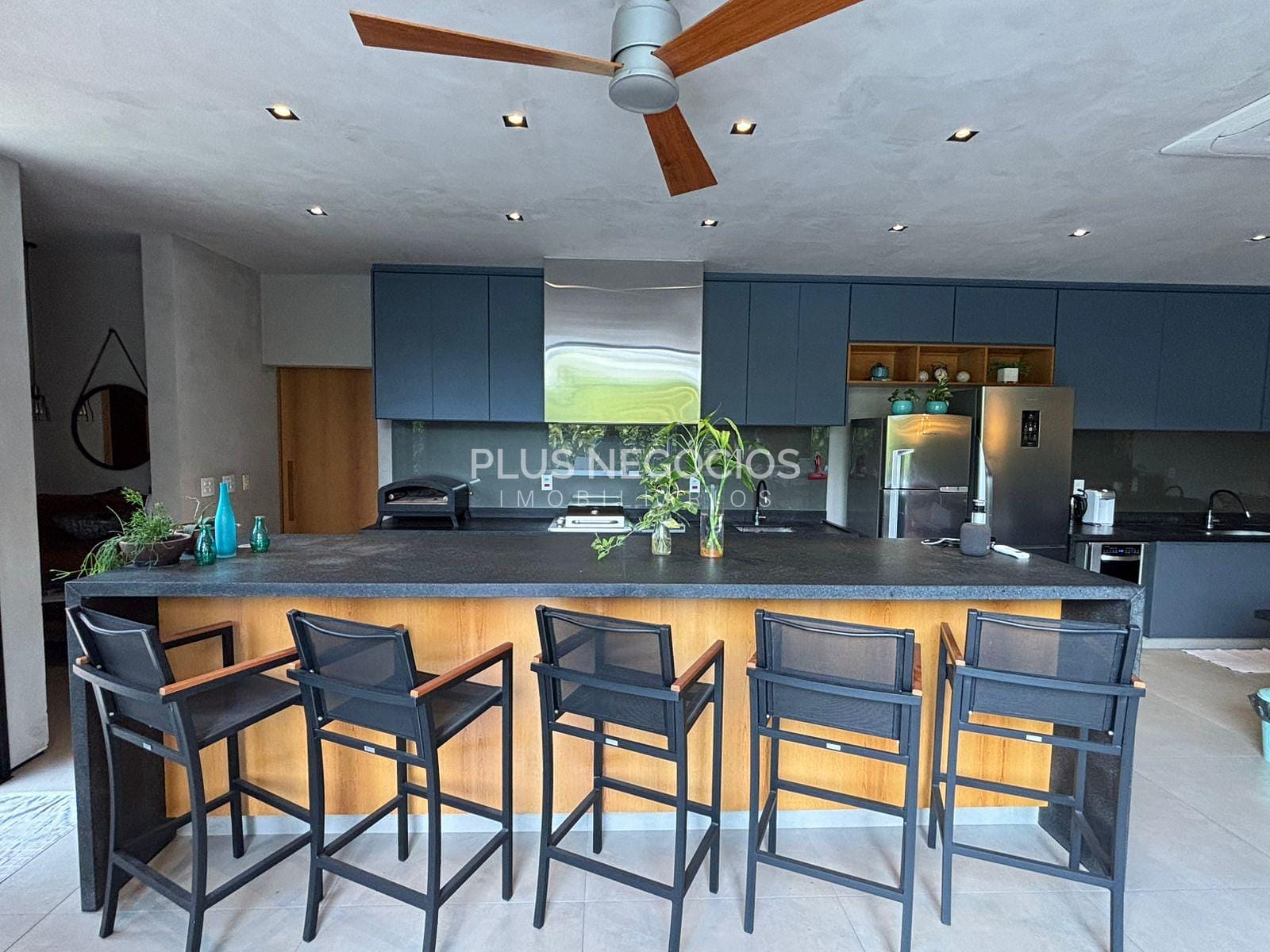Casa à venda e aluguel com 4 quartos, 344m² - Foto 11