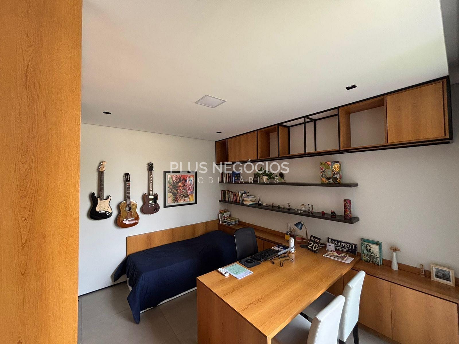 Casa à venda e aluguel com 4 quartos, 344m² - Foto 13