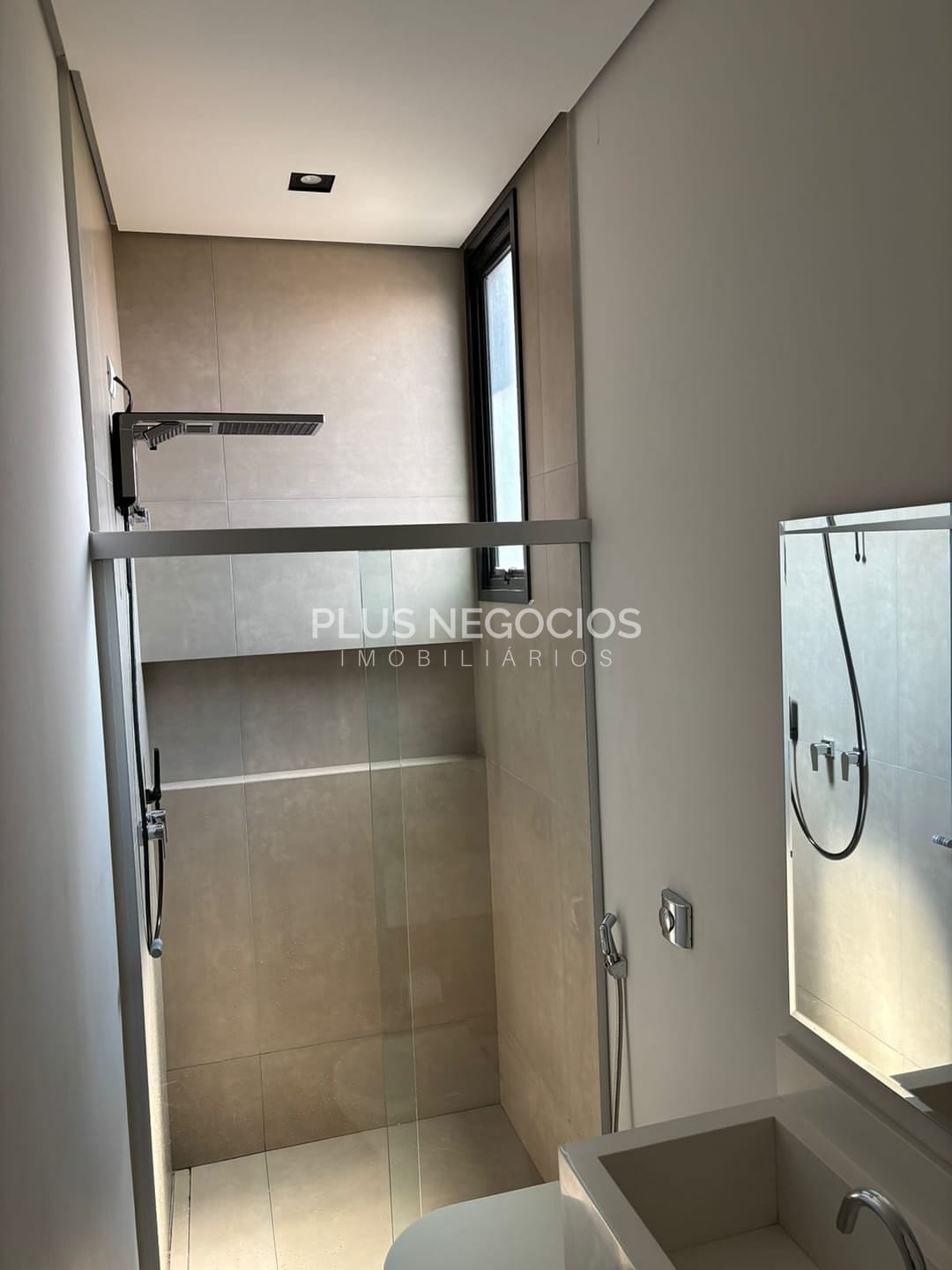 Casa à venda e aluguel com 4 quartos, 344m² - Foto 15