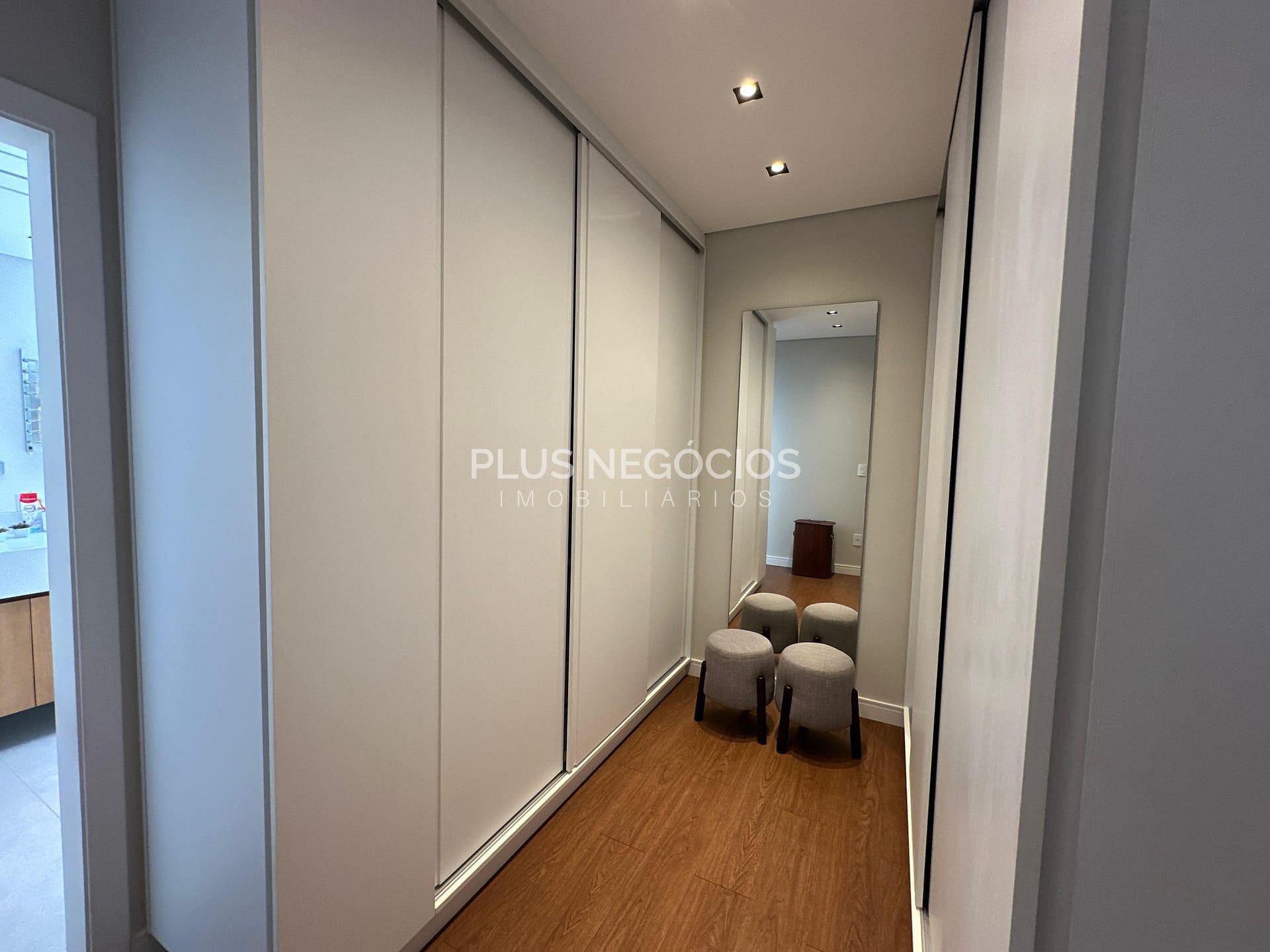 Casa, 4 quartos, 344 m² - Foto 49