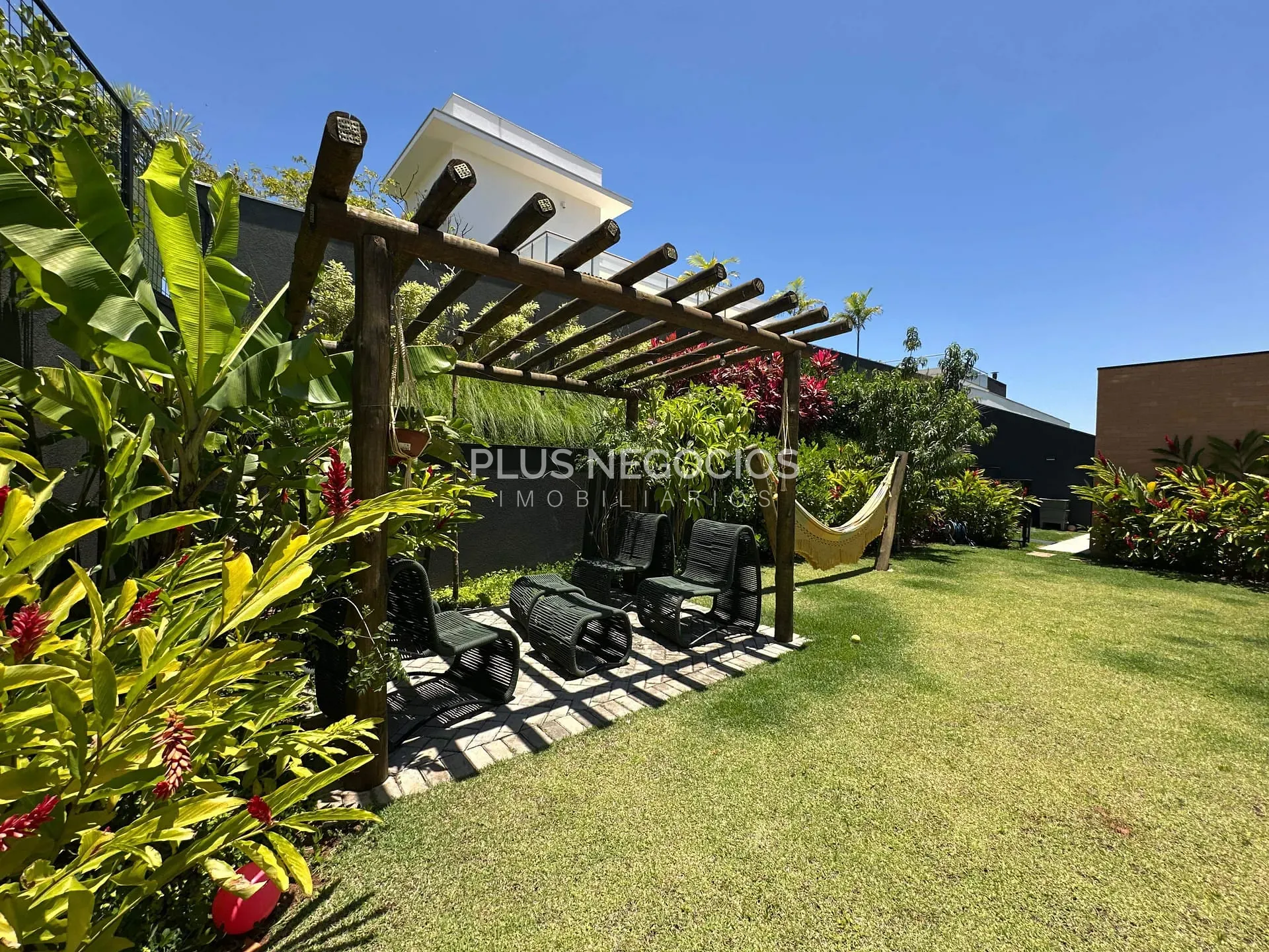 Casa, 4 quartos, 344 m² - Foto 2