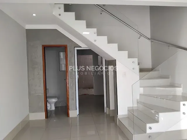 Casa com 75m² 2 quartos e 3 banheiros, à venda, no bairro Vila Carvalho em Sorocaba