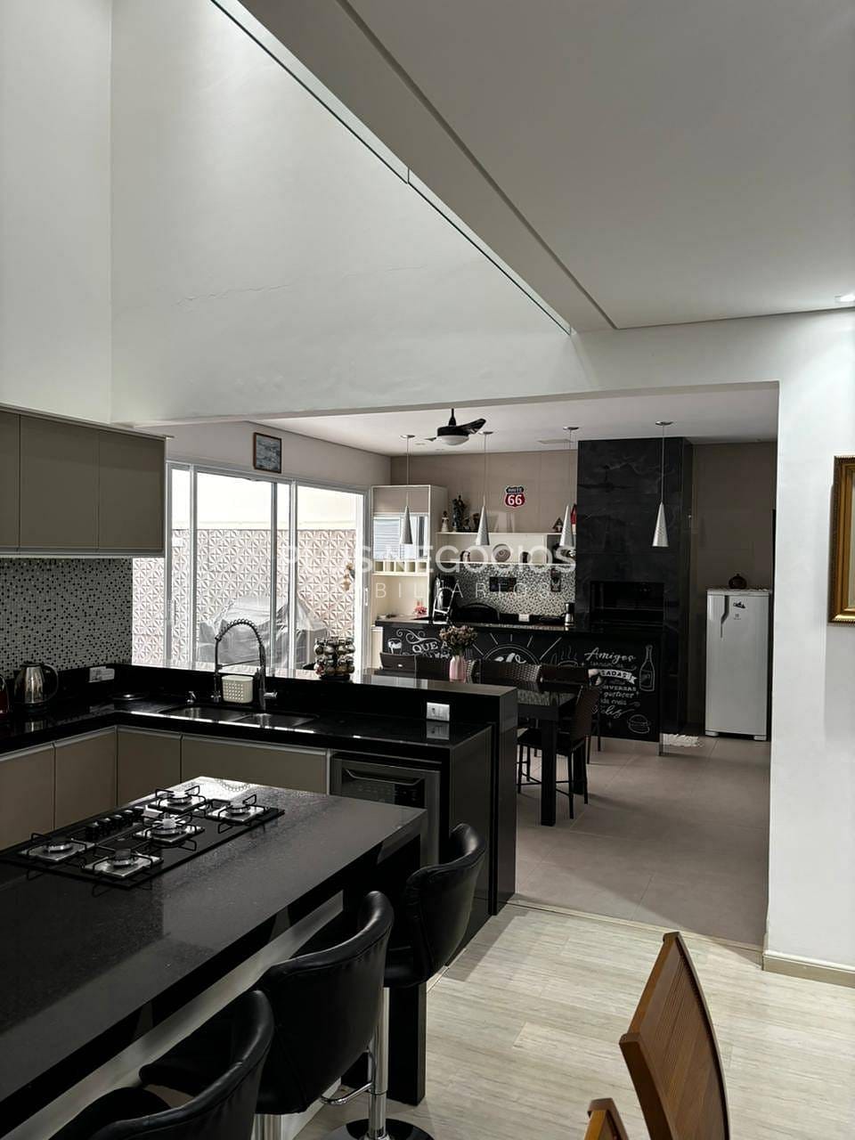 Casa, 3 quartos, 220 m² - Foto 14