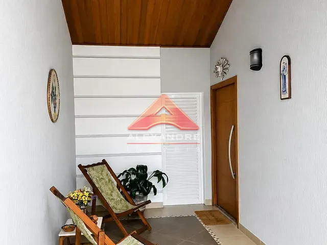 Casa 4 quartos e 5 banheiros, à venda, no bairro Vila Industrial em São José dos Campos