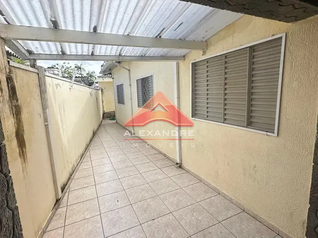 Casa 3 quartos e 2 banheiros, à venda, no bairro Santana em São José dos Campos