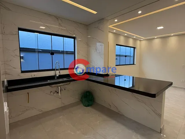 Casa 3 quartos e 1 banheiro, à venda, no bairro Jardim Zélia em Itaquaquecetuba