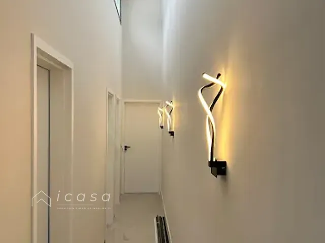 Casa com 175m² 3 quartos e 3 banheiros, à venda, no bairro Portal dos Passaros em São José dos Campos