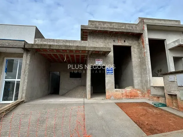 Casa com 175m² 3 quartos e 2 banheiros, à venda, no bairro Wanel Ville em Sorocaba